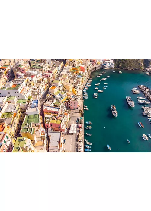Procida, crocevia di esperienze per tutti i sensi